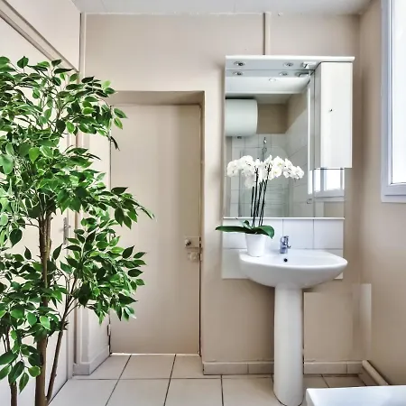 Apartment 833 - Porte De Versailles - Lovely